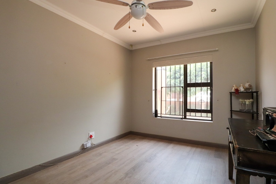 2 Bedroom Property for Sale in Wilkoppies North West